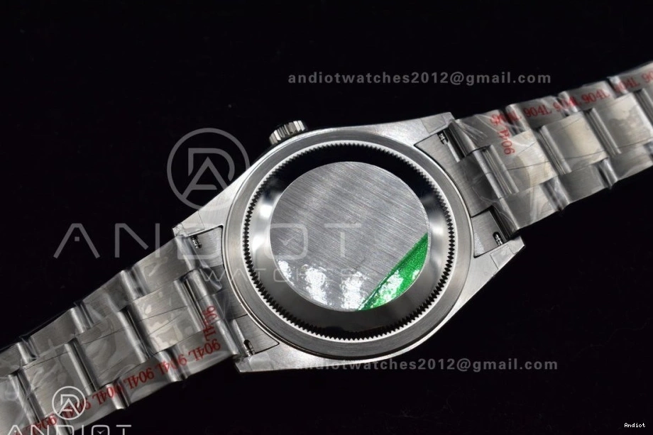 SS SmoothTexture Dial on Bracelet 1109 Best Skydweller Edition Oyster SS Green Noob A23J 0824